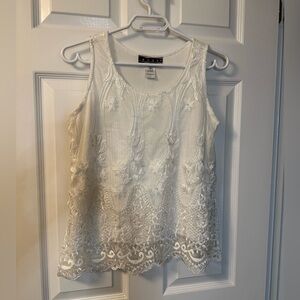 Chic Lace Women's Blouse in Cream
